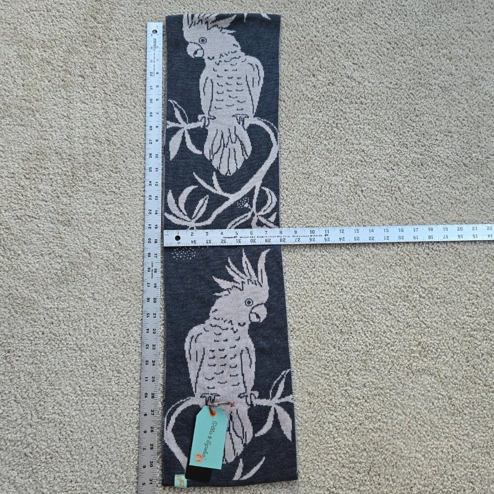 NWT Otto & Spike Merino Scarf Wool Knit Cockatoo Parrot Bird Charcoal GREY - Picture 10 of 12